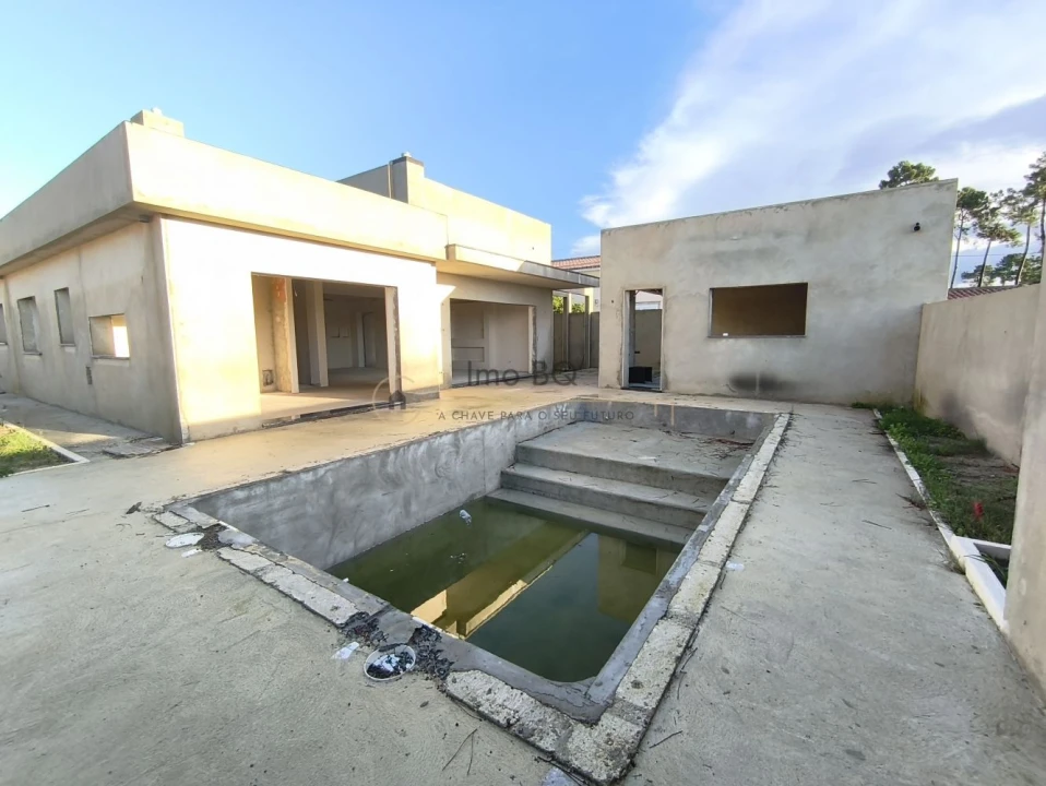 Moradia T5 para Venda em Azeitão (São Lourenço e São Simão) Foto 31