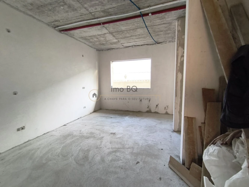 Moradia T5 para Venda em Azeitão (São Lourenço e São Simão) Foto 9