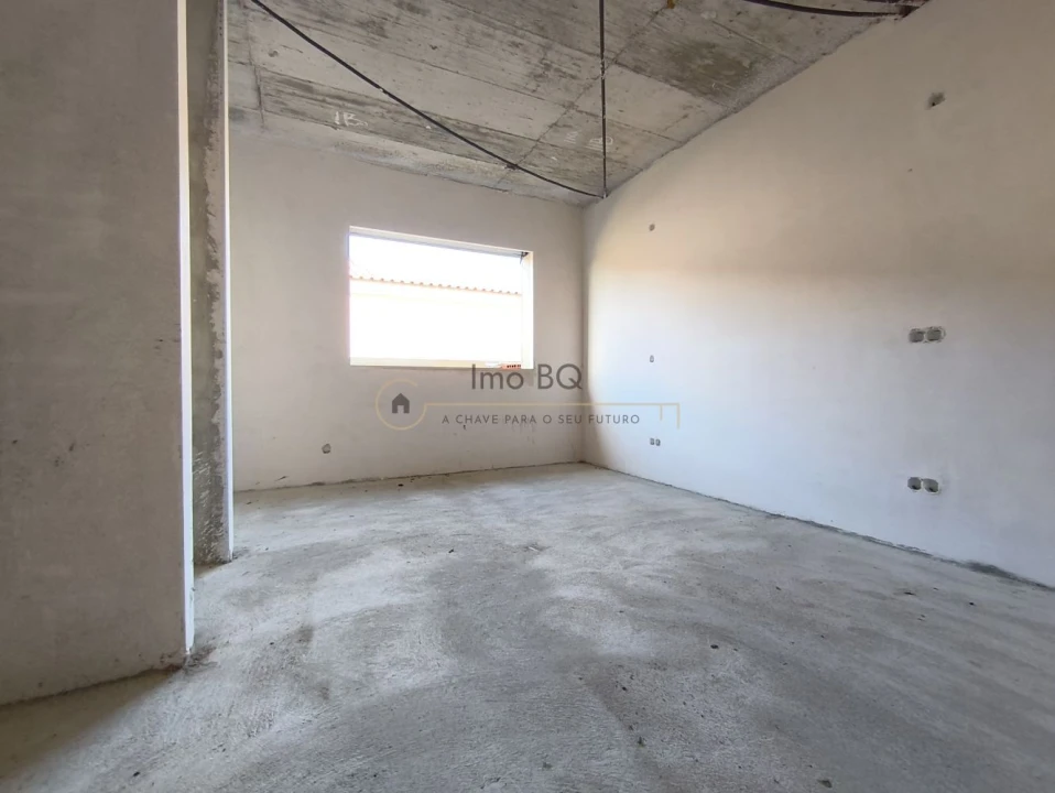 Moradia T5 para Venda em Azeitão (São Lourenço e São Simão) Foto 11