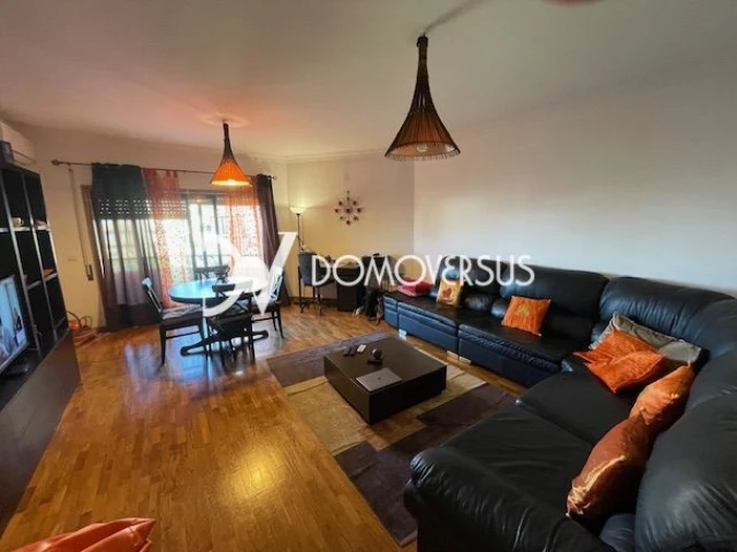 Apartamento T2 para Venda em Madalena Foto 5