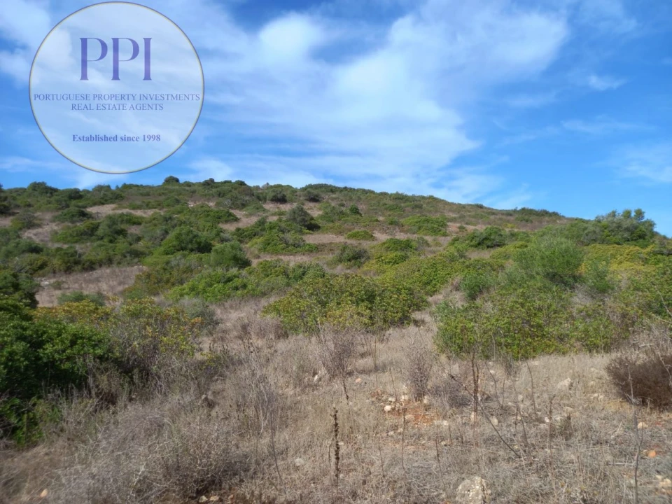 Terreno para Venda em Budens Foto 1