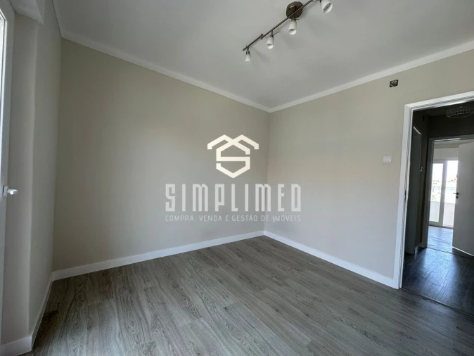 Apartamento T3 para Venda em Barreiro e Lavradio Foto 16