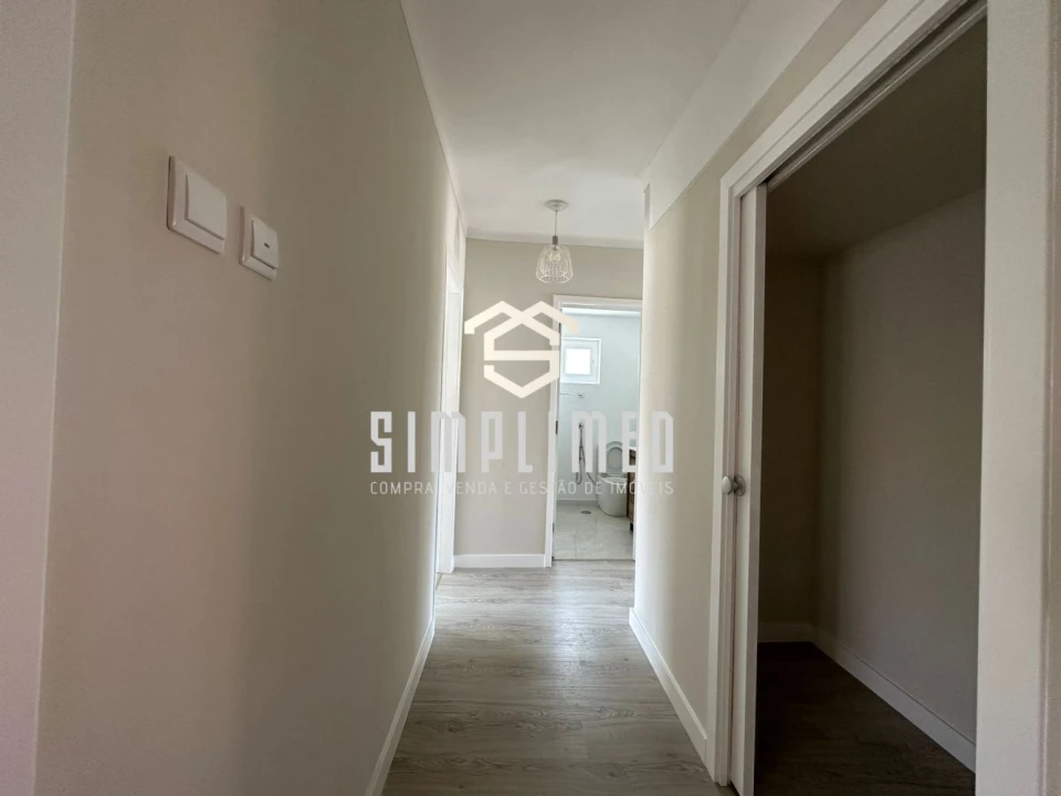 Apartamento T3 para Venda em Barreiro e Lavradio Foto 10