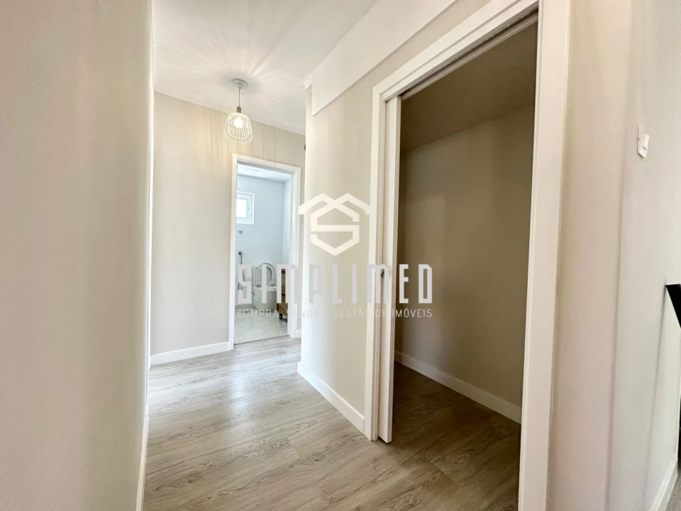 Apartamento T3 para Venda em Barreiro e Lavradio Foto 12