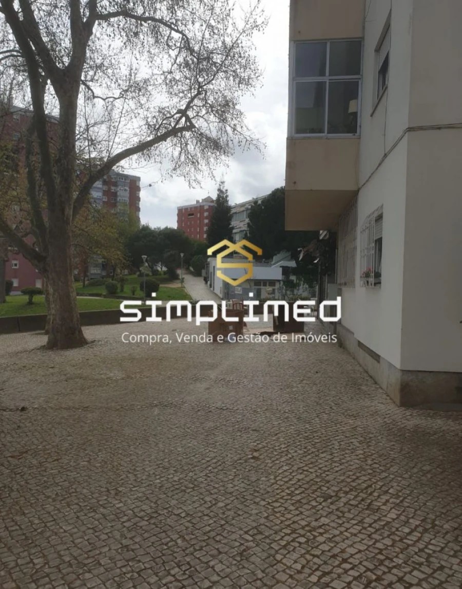 Loja para Venda em Olivais Foto 6