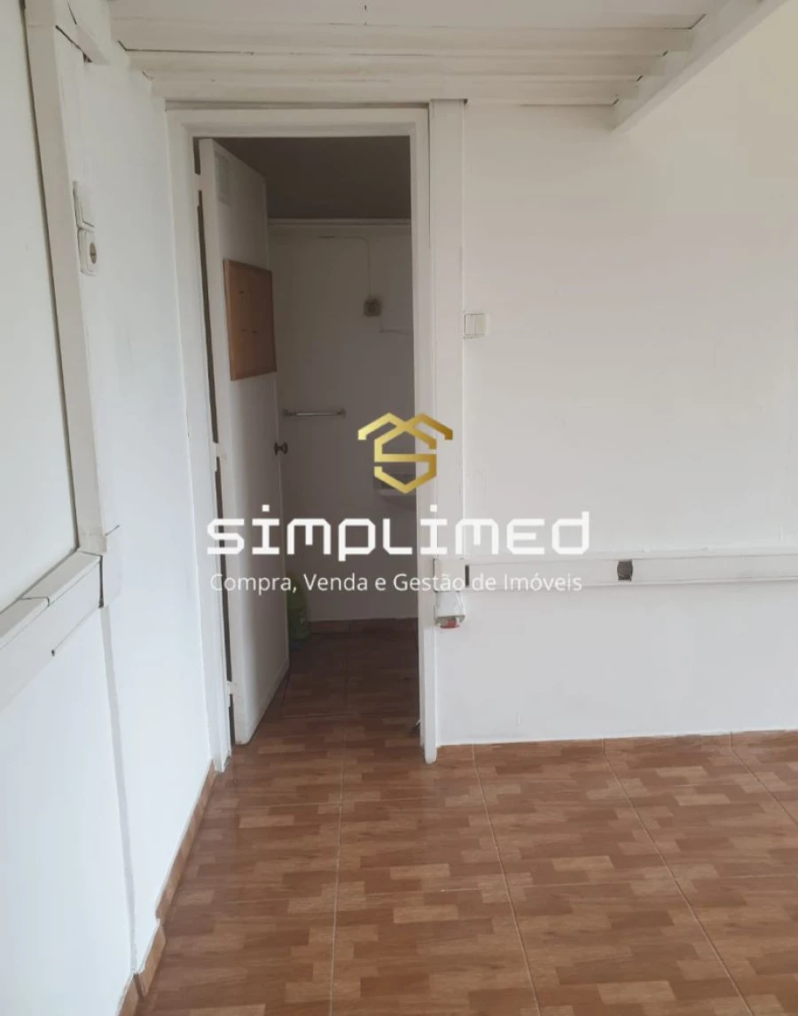 Loja para Venda em Olivais Foto 16