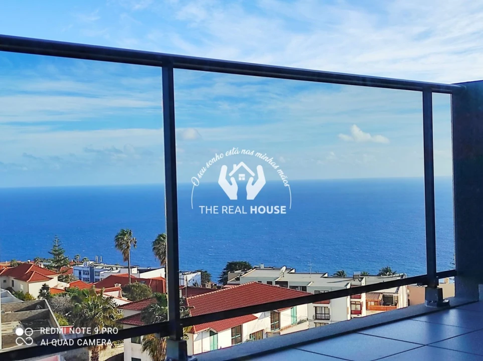 Apartamento T2 para Venda em Caniço Foto 1