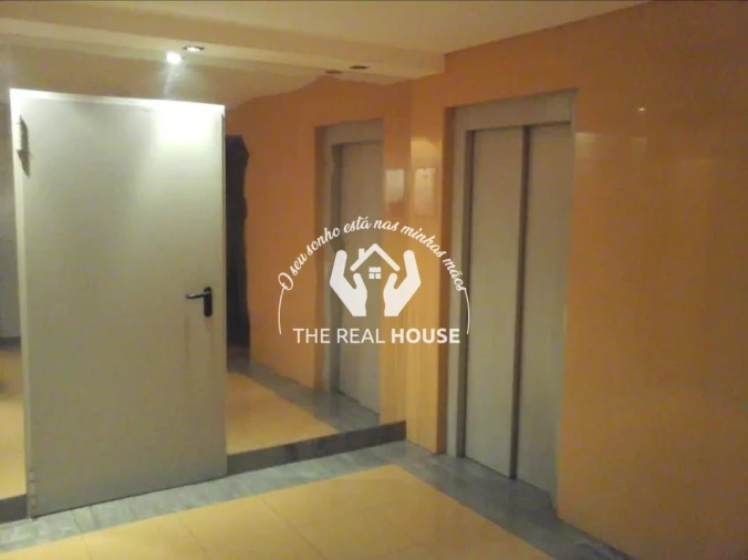 Apartamento T2 para Venda em Caniço Foto 18