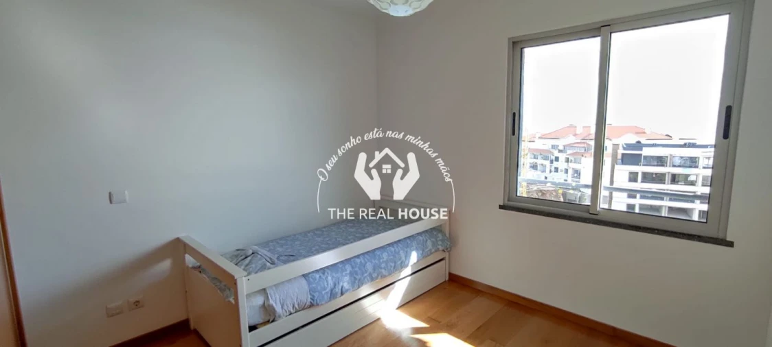 Apartamento T2 para Venda em Caniço Foto 14