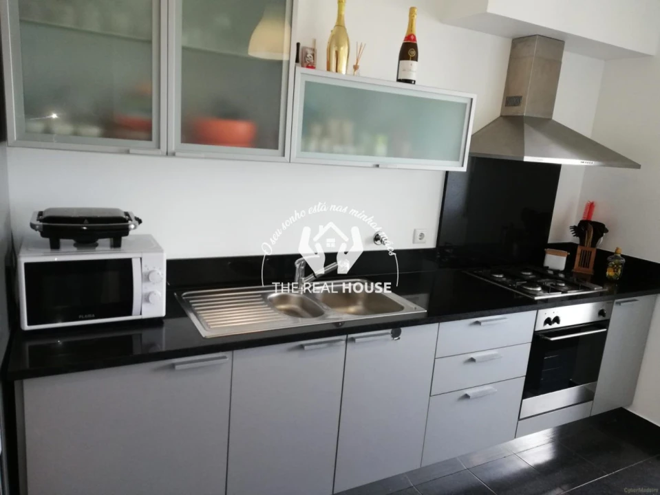 Apartamento T2 para Venda em Caniço Foto 6