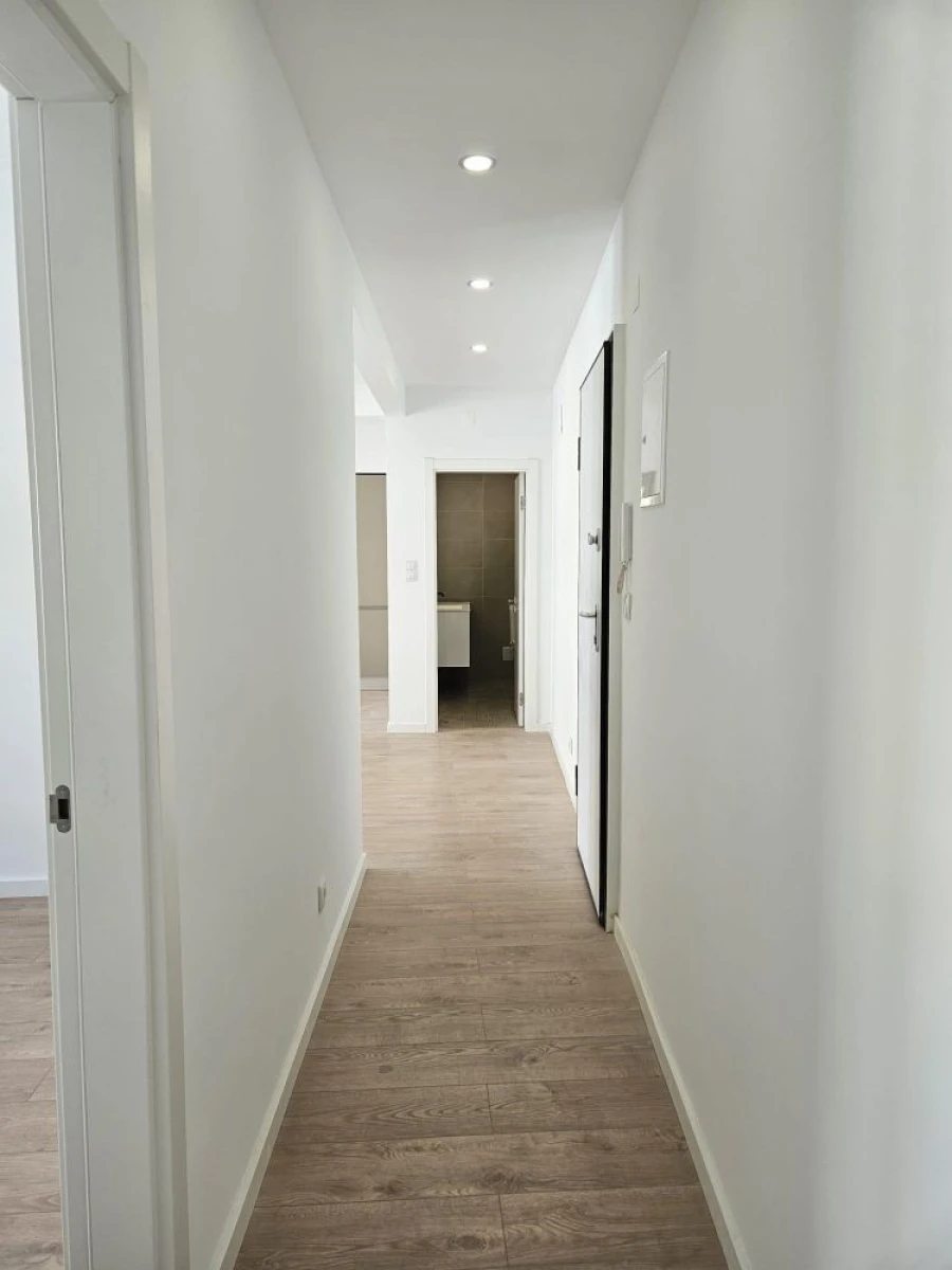 Apartamento T2 para Venda em Almada, Cova da Piedade, Pragal e Cacilhas Foto 4