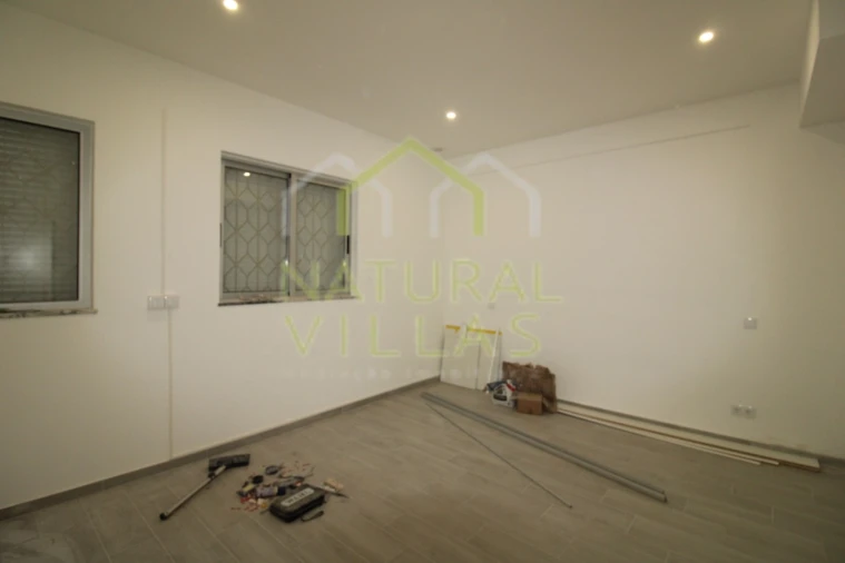 Apartamento T3 para Venda em Faro (Sé e São Pedro) Foto 7