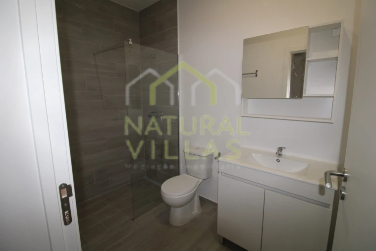 Apartamento T3 para Venda em Faro (Sé e São Pedro) Foto 13