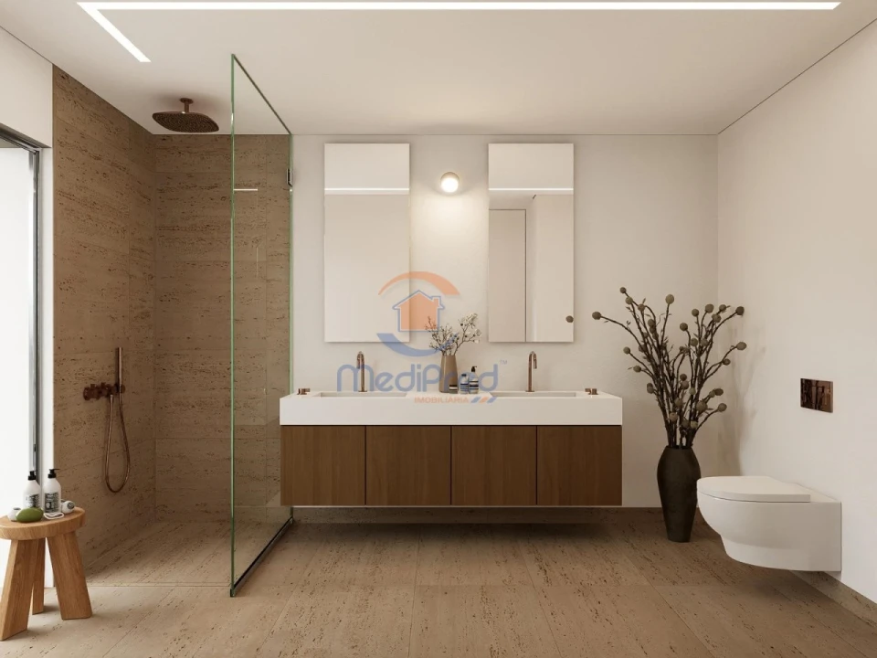 Moradia T4 para Venda em Pontinha e Famões Foto 7