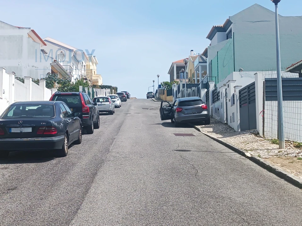 Terreno para Venda em Carcavelos e Parede Foto 6