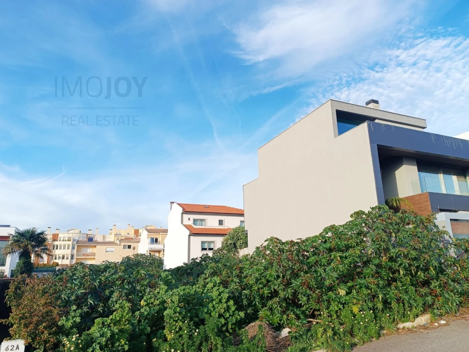 Terreno para Venda em Carcavelos e Parede Foto 8