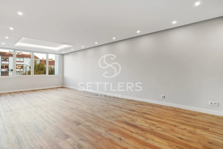 Apartamento T3 para Venda em Cascais e Estoril Foto 3