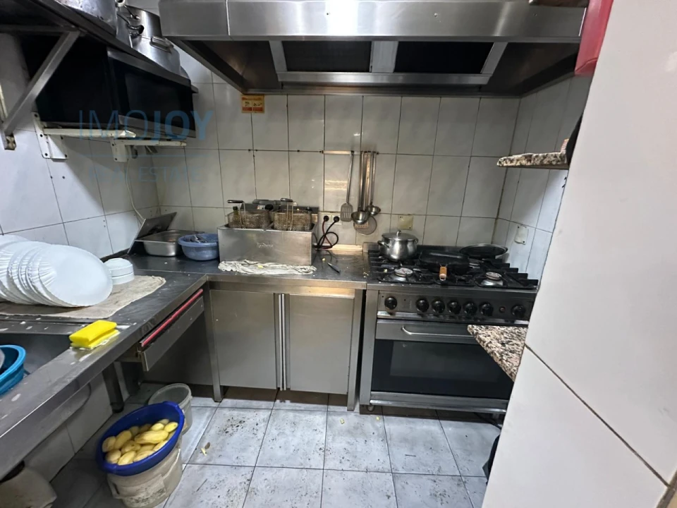 Loja para Arrendamento em Mafamude e Vilar do Paraíso Foto 14