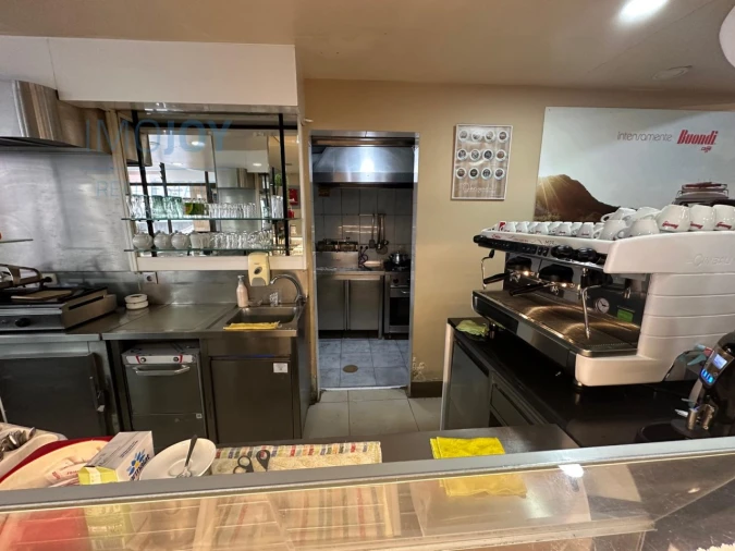 Loja para Arrendamento em Mafamude e Vilar do Paraíso Foto 11