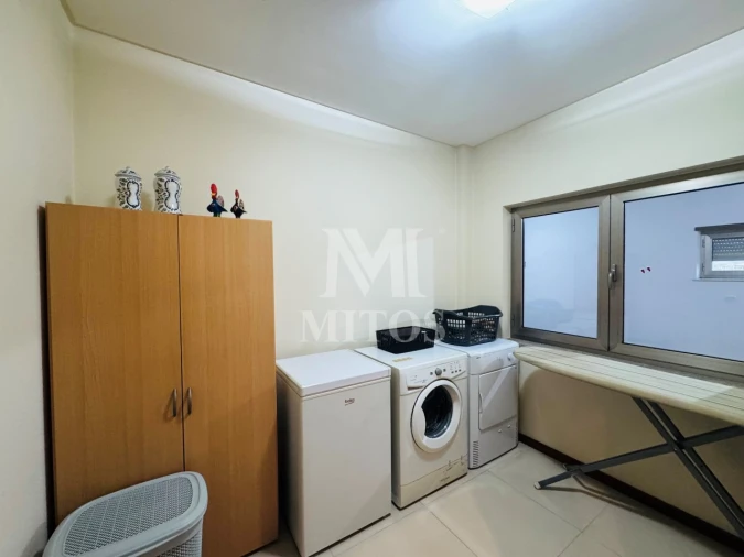 Moradia T3 para Venda em Mazarefes e Vila Fria Foto 4