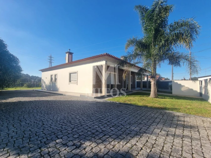 Moradia T3 para Venda em Mazarefes e Vila Fria Foto 20