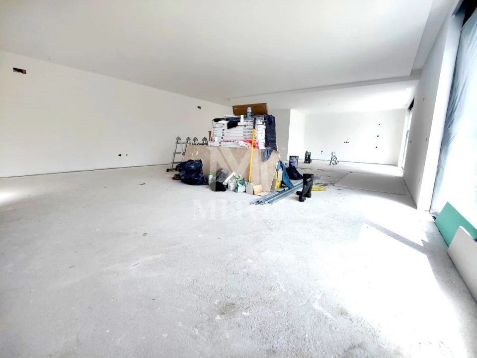 Moradia T4 para Venda em Forjães Foto 9