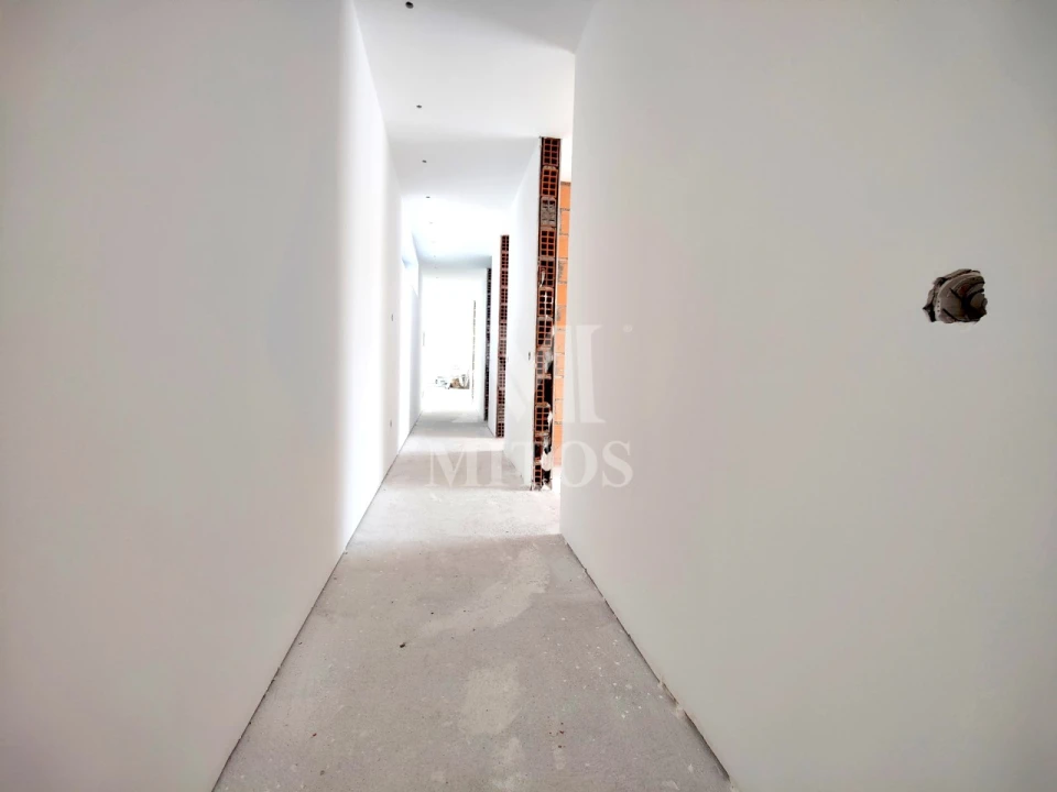 Moradia T4 para Venda em Forjães Foto 11