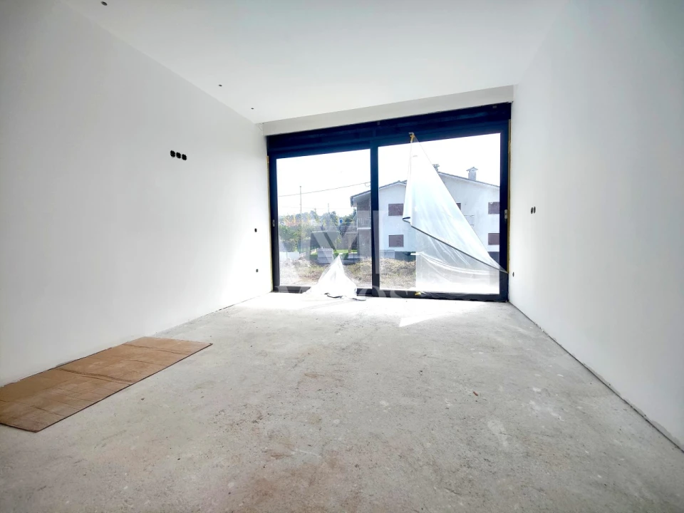 Moradia T4 para Venda em Forjães Foto 14