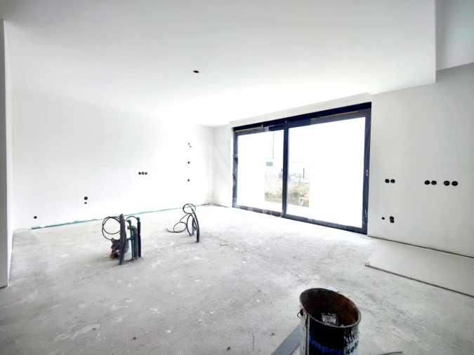 Moradia T4 para Venda em Forjães Foto 2