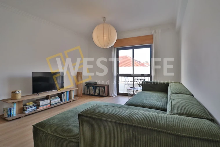 Apartamento T2 para Venda em Ericeira Foto 3