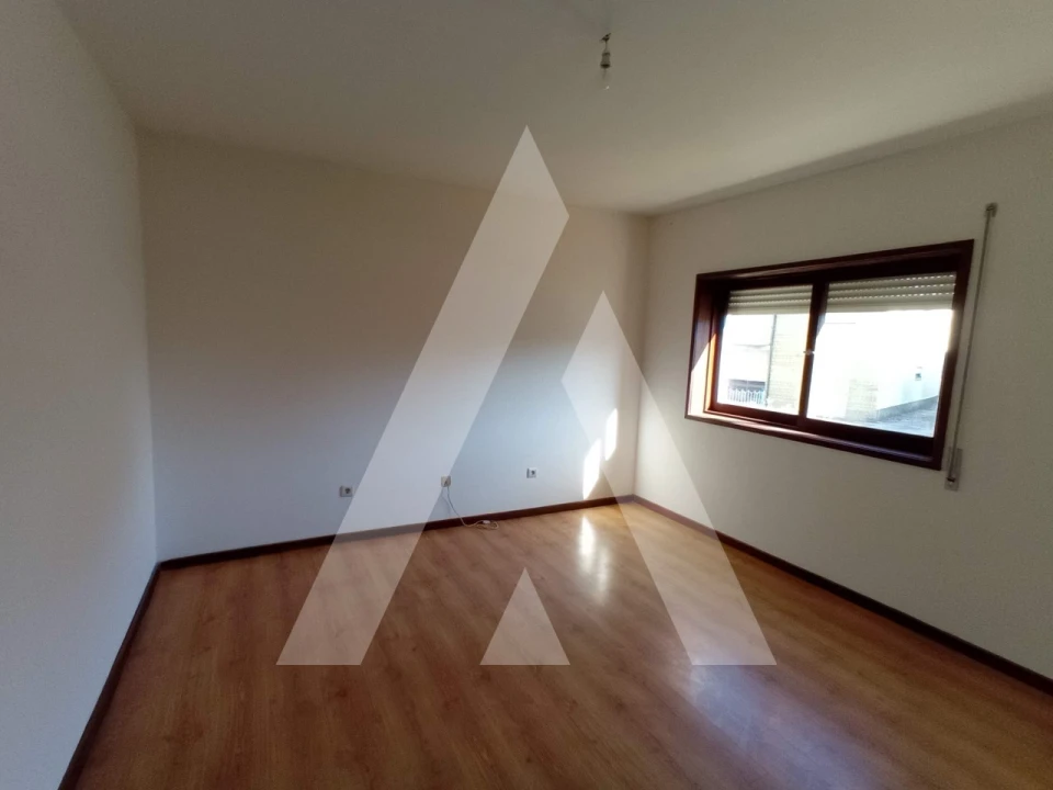 Apartamento T3 para Venda em Albergaria-A-Velha e Valmaior Foto 11