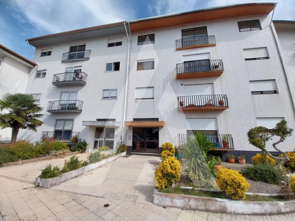 Apartamento T3 para Venda em Albergaria-A-Velha e Valmaior Foto 1