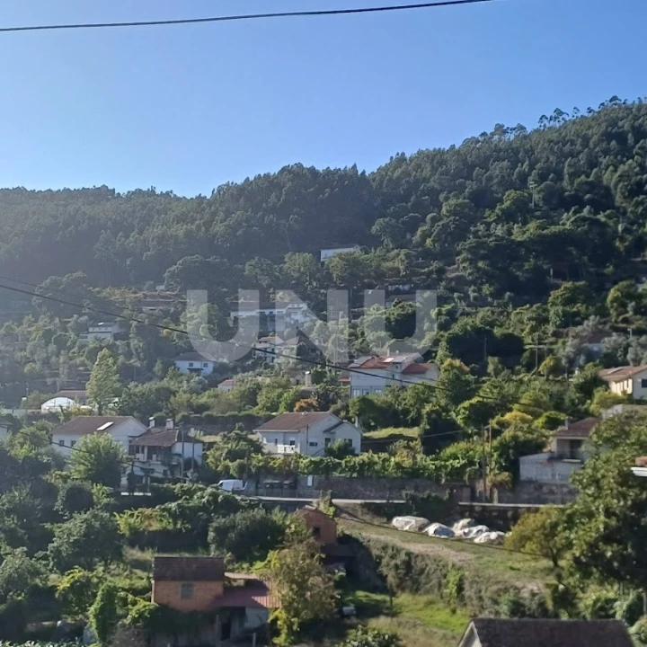 Moradia T2 para Venda em Valadares Foto 22