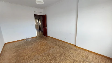 Apartamento T2 para Venda em Queluz e Belas