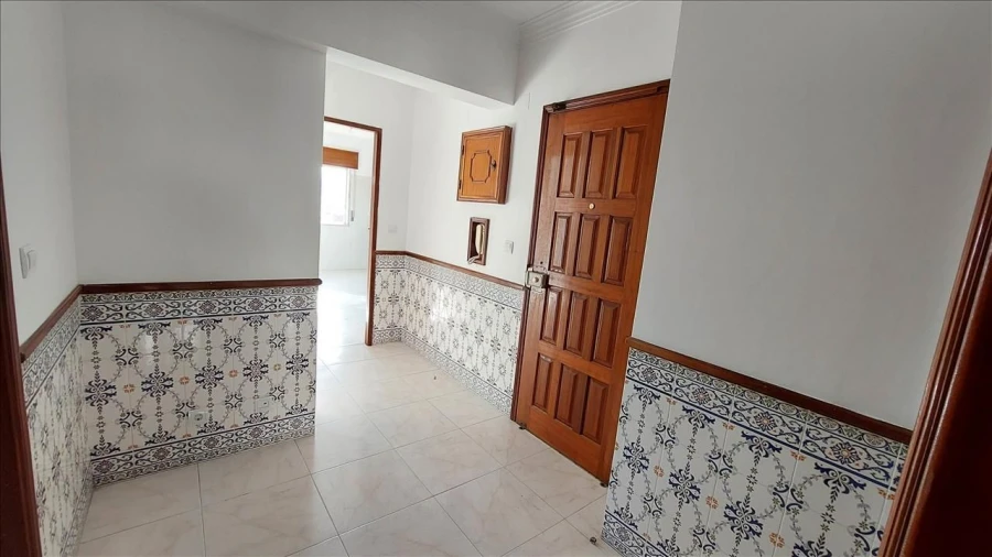 Apartamento T2 para Venda em Agualva e Mira-Sintra Foto 2