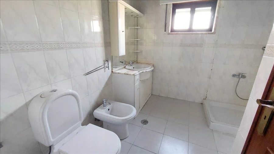 Apartamento T2 para Venda em Queluz e Belas Foto 12