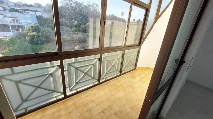 Apartamento T2 para Venda em Queluz e Belas Foto 6