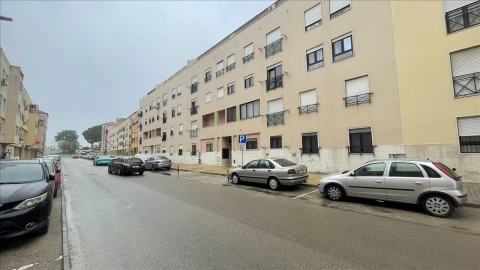 Apartamento T3 para Venda em Quinta do Conde