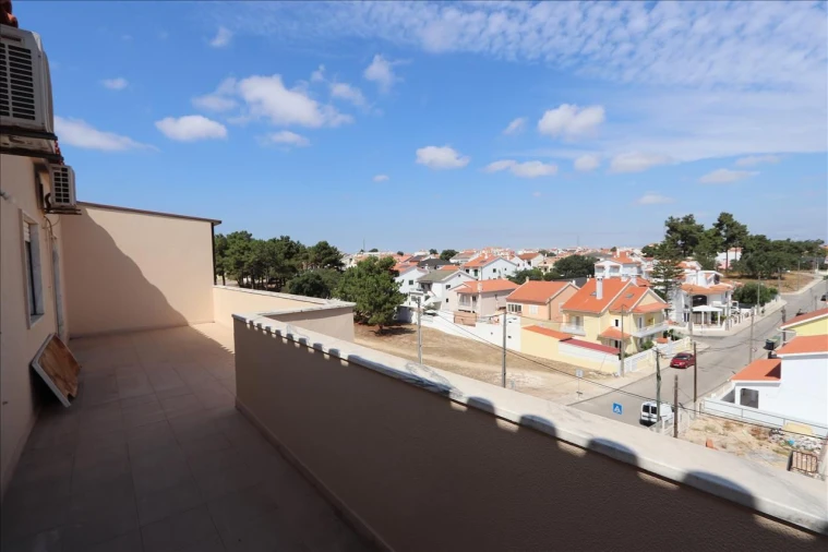 Apartamento T3 para Venda em Quinta do Conde Foto 11