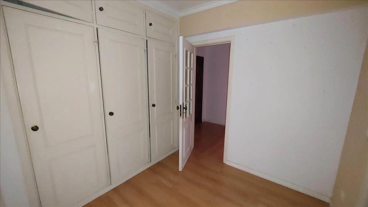 Apartamento T2 para Venda em Agualva e Mira-Sintra Foto 8