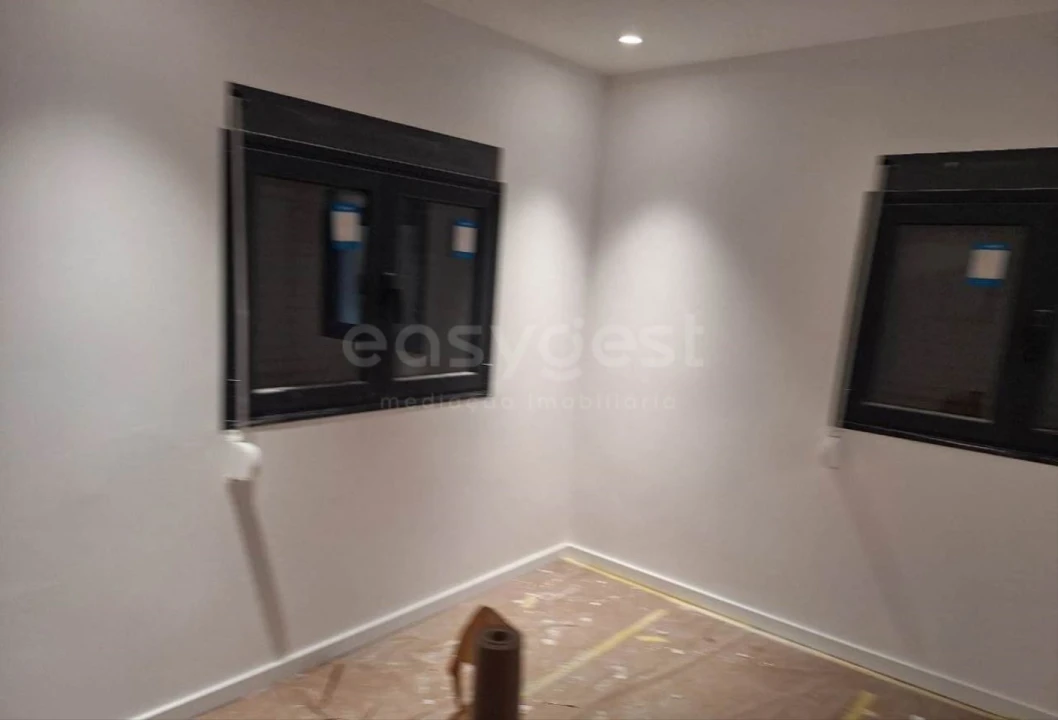 Moradia T3 para Venda em Espite Foto 9