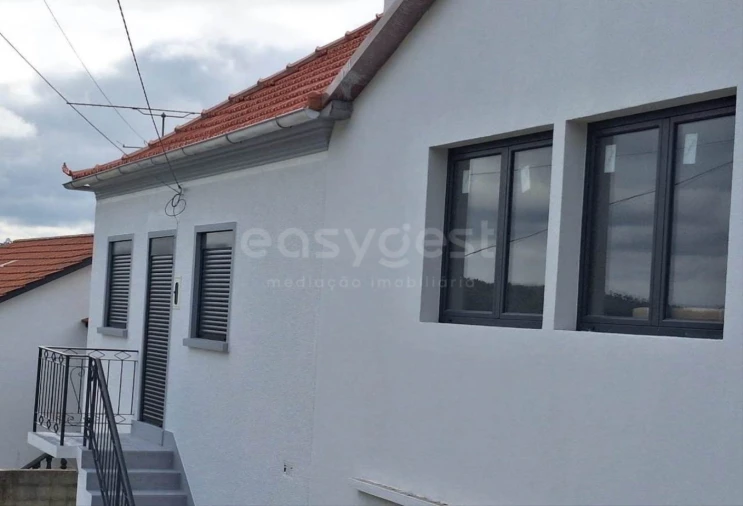 Moradia T3 para Venda em Espite Foto 15