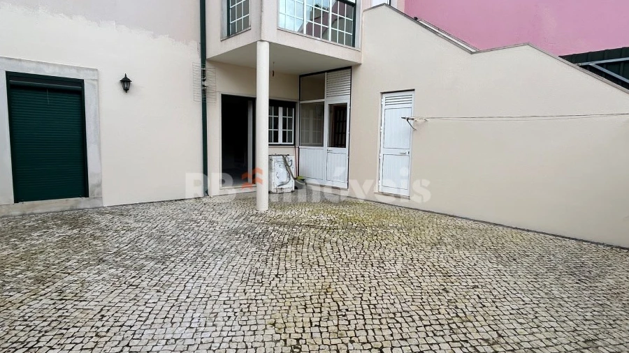 Moradia T2 para Venda em São João Baptista e Santa Maria dos Olivais