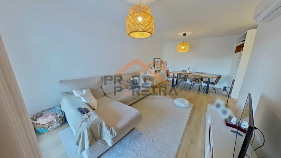 Apartamento T3 para Venda em Venteira Foto 5