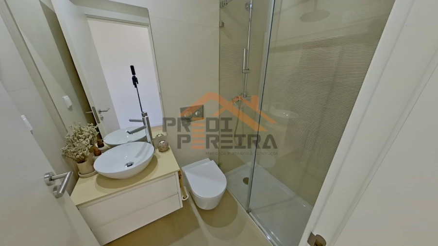 Apartamento T3 para Venda em Venteira Foto 17