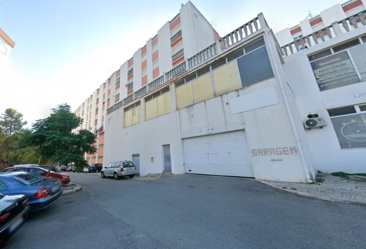 Garagem para Arrendamento em União das Freguesias de Setúbal Foto 1