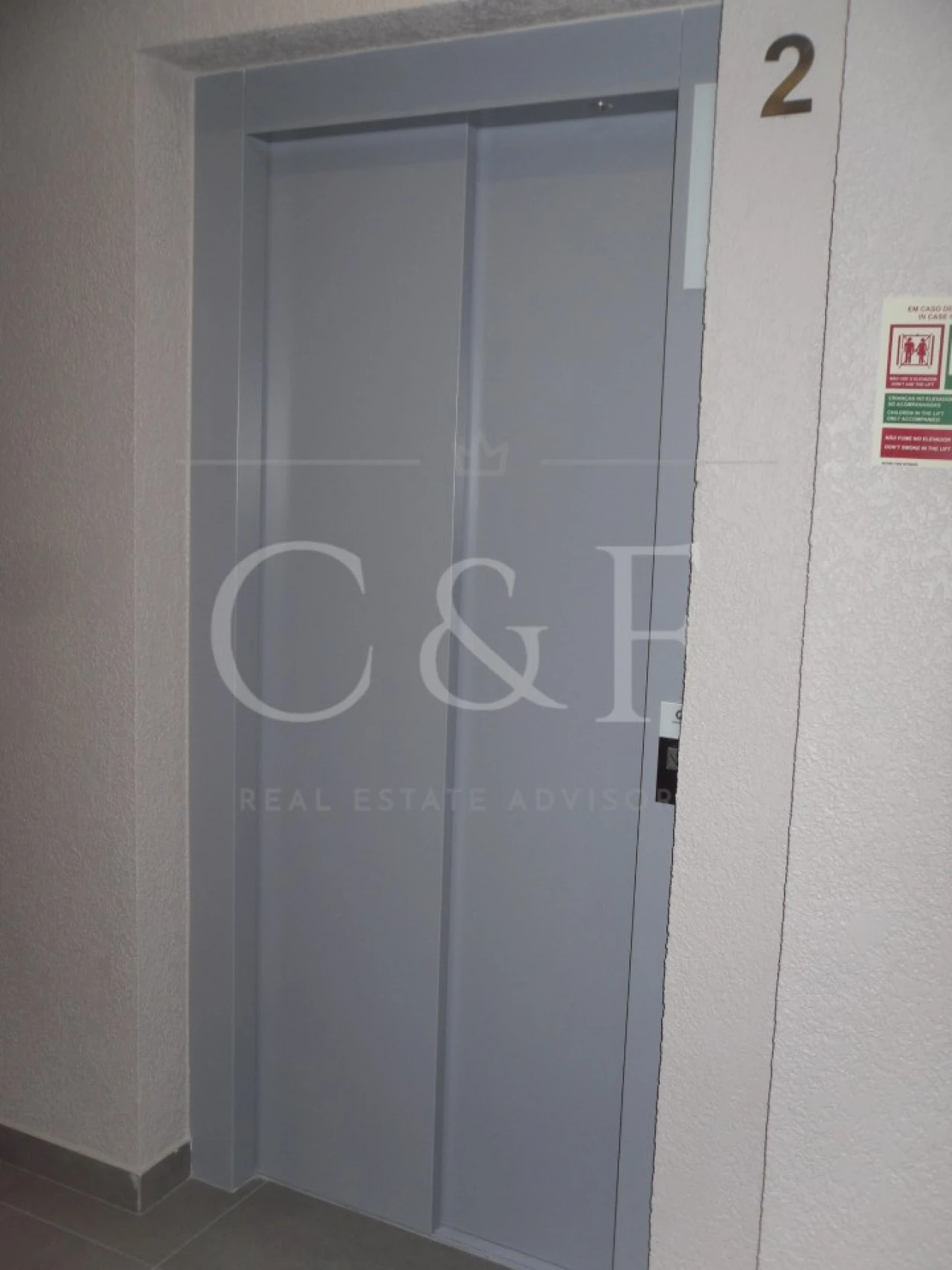 Apartamento T4 para Venda em Carcavelos e Parede Foto 15