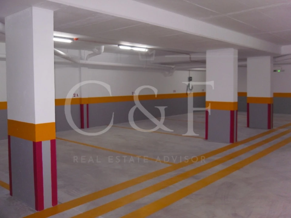 Apartamento T4 para Venda em Carcavelos e Parede Foto 16