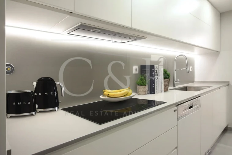 Apartamento T3 para Venda em Carcavelos e Parede Foto 2