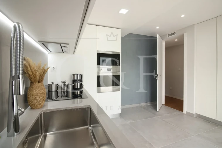 Apartamento T3 para Venda em Carcavelos e Parede Foto 3